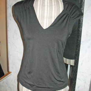 APOSTROPHE SLEEVELESS TOP BLACK SIZE SMALL DRESSY OFFICE GENTLY WORN